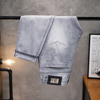 Burberry2025 Quần Jean Counter Thương Hiệu Lớn BBY Quần Jean Màu Xám Nhẹ Nam Phù Hợp Với Quần Jean Nam