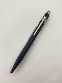 Bút bi bấm Caran D’ache + Swiss Made