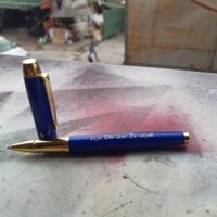 Bút ký khắc tên BYL-006/ Bút vỏ xanh kèm hộp sang trọng