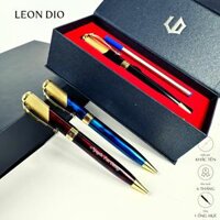 Bút Ký Tên, Viết Kí Bi Xoay Khắc Tên Theo Yêu Cầu Leon Dio The Classic Lapis Lazuli LD018 - Ngòi 1.0mm, Quà Tặng Cao Cấp - Đỏ - LDB18R000