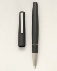 Bút máy Lamy 2000 Matte Black 14K EF