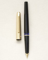 Bút máy Pelikan M30 Rolled Gold 14K F