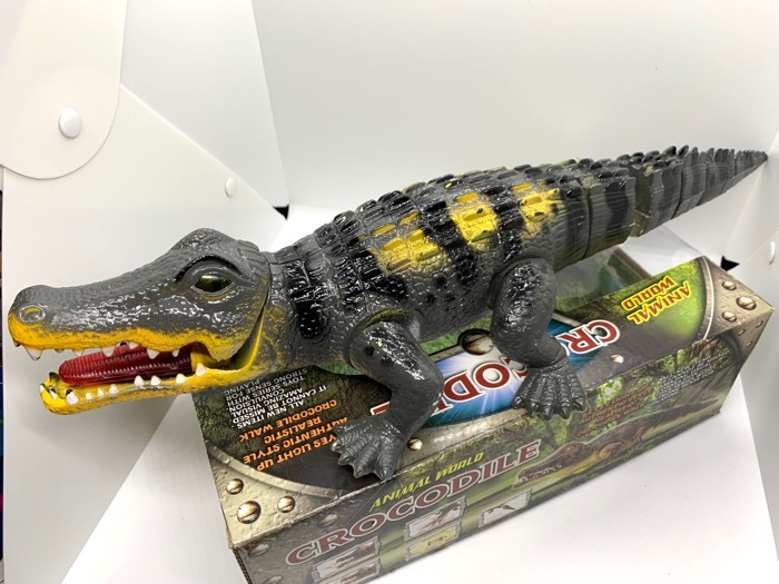 Cá sấu pin 1048