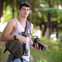 CADEN Hình tam giác Tscope Sling Vai đeo chéo Túi máy ảnh kỹ thuật số Hộp đựng Túi mềm có nắp che mưa cho Canon Nikon Sony K1, Kích thước: 36 * 31 * 15cm (Xanh quân đội)
