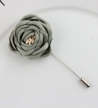 Cài áo thời trang hoa lụa sang trọng nhiều mầuGC12 - Ghi M2