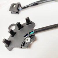 Cảm biến CKP đề từ Yamaha 1 ốc bắt 4 chân giắc dẹt