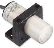Cảm biến điện dung Omron E2K-C25MY2
