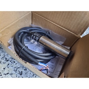 Cảm biến quang Autonics BR100-DDT