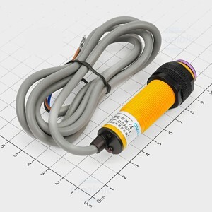 Cảm biến quang Omron  E3F-DS30P1
