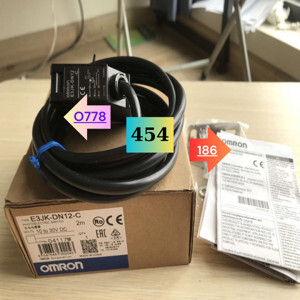 Cảm biến quang Omron E3JK-DN12 2M