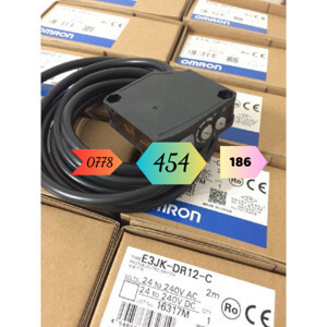 Cảm biến quang Omron E3JK-DR12-C 2M
