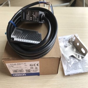 Cảm biến quang Omron E3JK-RN12 2M
