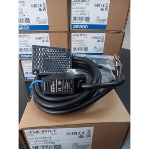 Cảm biến quang Omron E3JK-RR12 2M