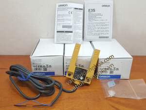 Cảm biến quang Omron E3S-GS3E4