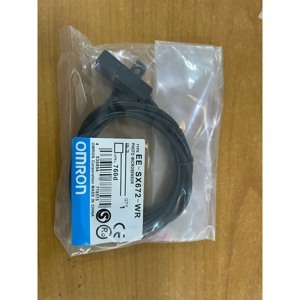 Cảm biến quang Omron EE-SX672-WR 1M
