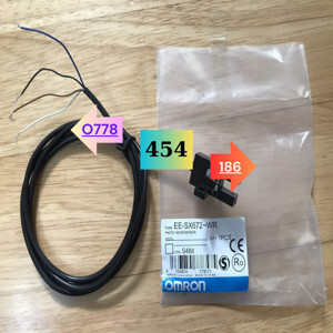 Cảm biến quang Omron EE-SX672-WR 1M
