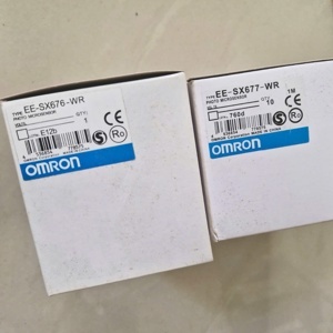 Cảm biến quang Omron EE-SX677-WR