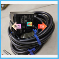Cảm biến quang thu phát E3JK-TR12-C