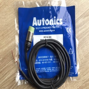 Cảm biến tiệm cận Autonics PRT18-8DO