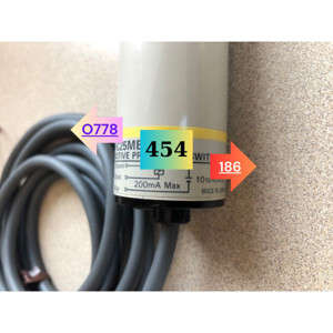 Cảm biến tiệm cận điện dung Omron E2K-C25ME1