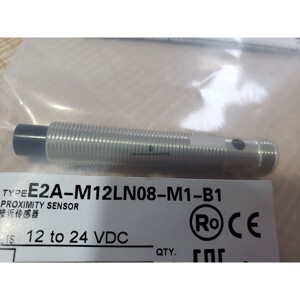 Cảm biến tiệm cận Omron E2A-M12LN08-M1-B1