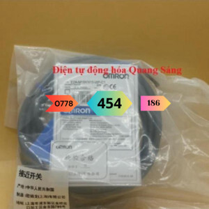 Cảm biến tiệm cận Omron E2A-M18KN16-WP-C1 2M