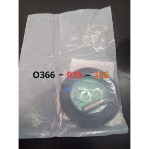 Cảm biến tiệm cận Omron E2B-M12KS04-WP-C1