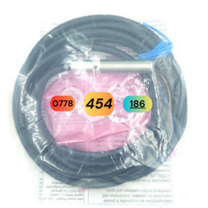 Cảm biến tiệm cận Omron E2B-S08KS02-WP-B1