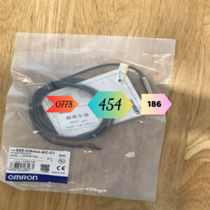 Cảm biến tiệm cận Omron E2E-C06N04-WC