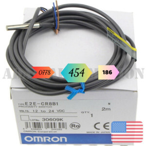 Cảm biến tiệm cận Omron E2E-CR8B1