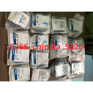 Cảm biến tiệm cận Omron E2E-X10F1-M1