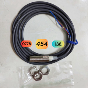 Cảm biến tiệm cận Omron E2E-X3D1-N-Z