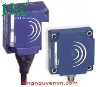 Cảm biến tiệm cận Telemecanique XS8C1A1PAL2