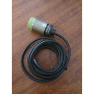 Cảm biến từ Autonics PR18-8DN