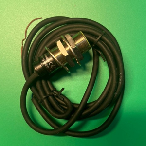 Cảm biến từ Autonics PRT18-5DO