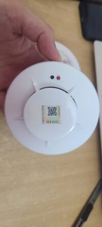 Camera ngụy trang đầu báo khói, xem từ xa qua wifi, kín đáo