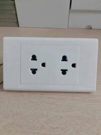 Camera ngụy trang ổ cắm điện ( App look cam )