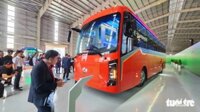 Cận cảnh xe giường nằm chạy bằng điện đầu tiên tại Việt Nam: Kim Long 99 G34 EV đang thử nghiệm