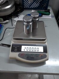 Cân điện tử GS SHINKO 2000G 0.01G