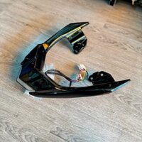 Cảng Lc 135 5 số Led màu đen bóng lắp đặt như zin v6