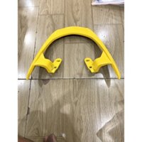 Cảng sau xe sirius kiểu mio màu vàng