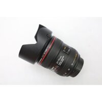 Canon EF 24-70mm f / 4L IS USM tại Máy ảnh city