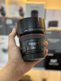 Canon EF 50mm f/1.2L USM Lens