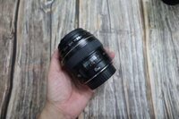 Canon EF 85mm f/1.8 USM
