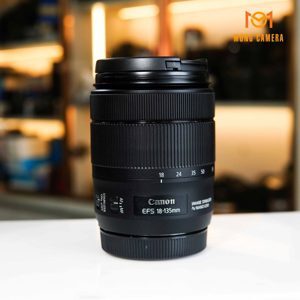 Canon EF-S 18-135mm F/3.5 -5.6 IS NANO USM