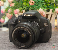 Canon EOS 600D + 18-55 IS II - 10k