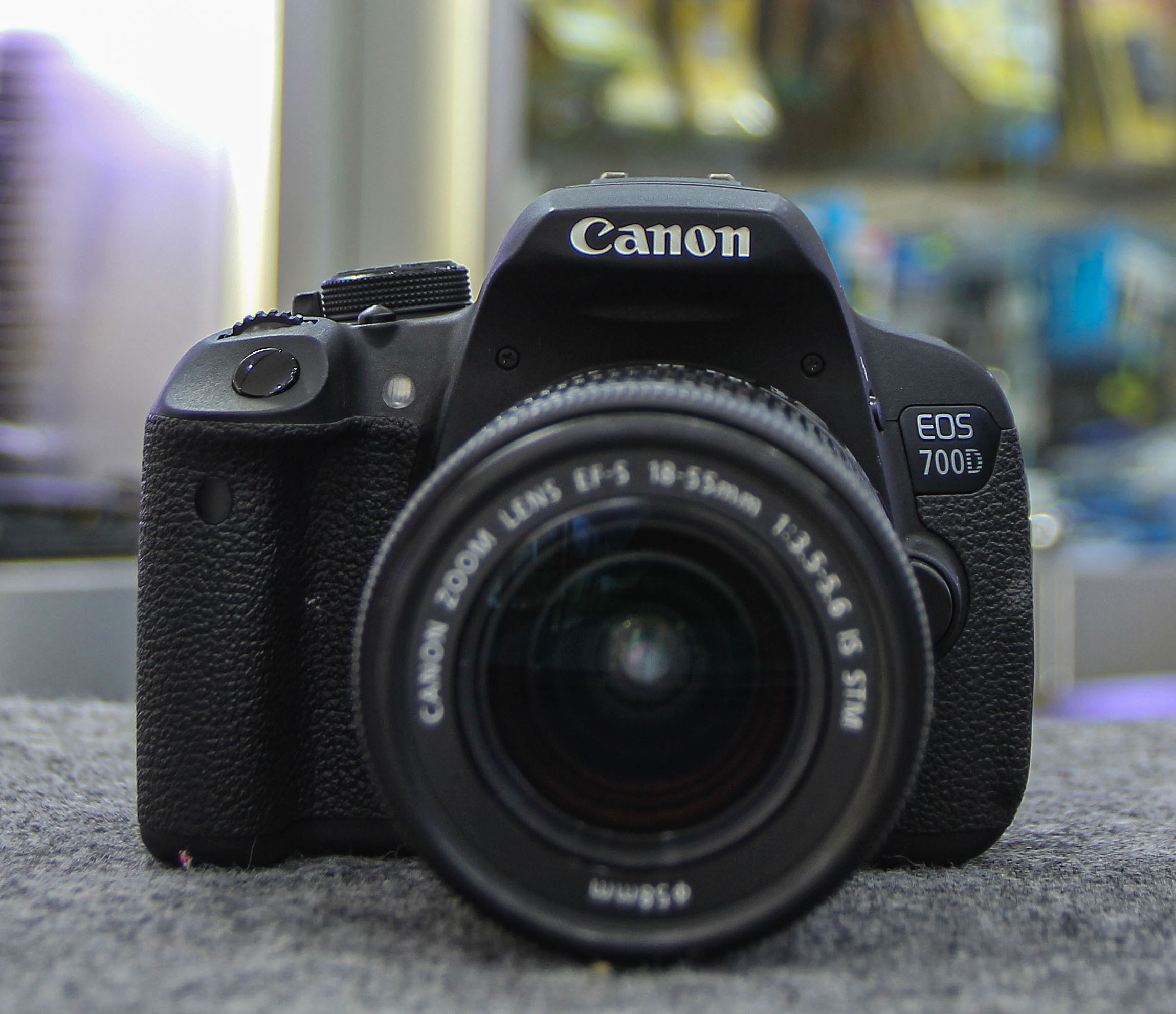 Máy ảnh DSLR Canon EOS700D / EOS Rebel T5i (EF-S 18-55mm F3.5-5.6 IS STM) - 18MP