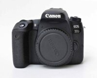 Canon EOS 77D ( Body)