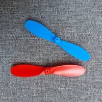 Cặp 2 cánh quạt động cơ Máy bay điều khiển từ xa bằng xốp, HW34 và SU27 - Sunny Kids