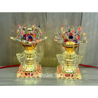 Cặp đèn bàn thờ pha lê hoa sen đổi màu thân thỏi vàng cao 17cm